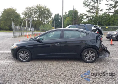 2017 Hyundai Elantra Value Edition из США, поврежденный, VIN 5NPD84LFXHH186274